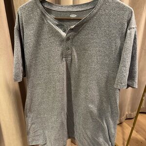 Old Navy Gray Short Sleeve Henley
